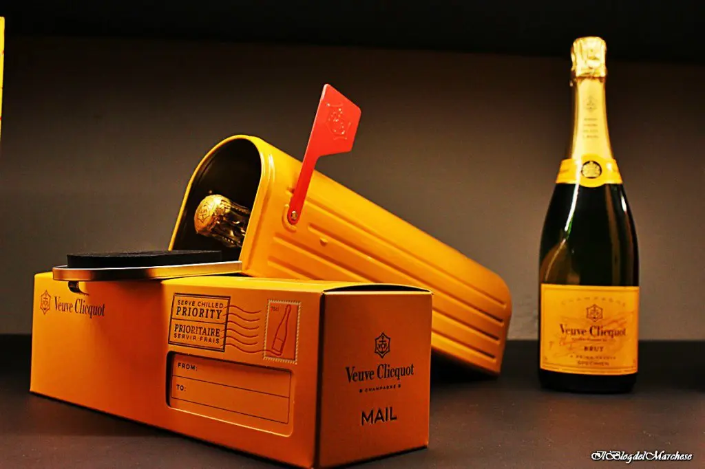 Mailbox veuve Clicquot