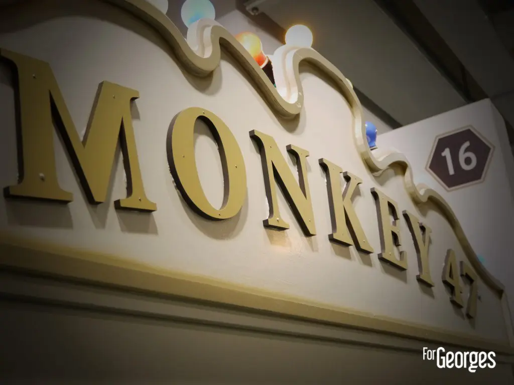 Cocktails spirits Paris Gin Monkey 47