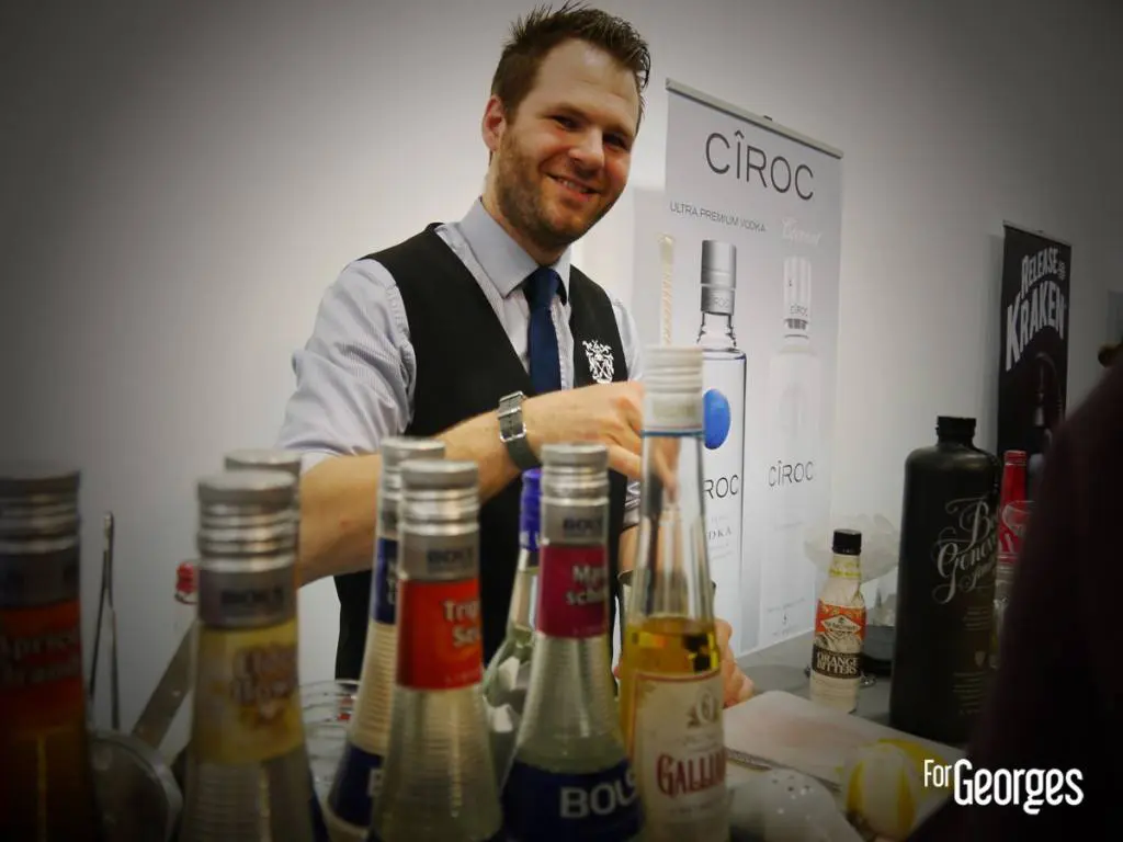 Cocktails spirits Paris Joseph Biolatto Bols