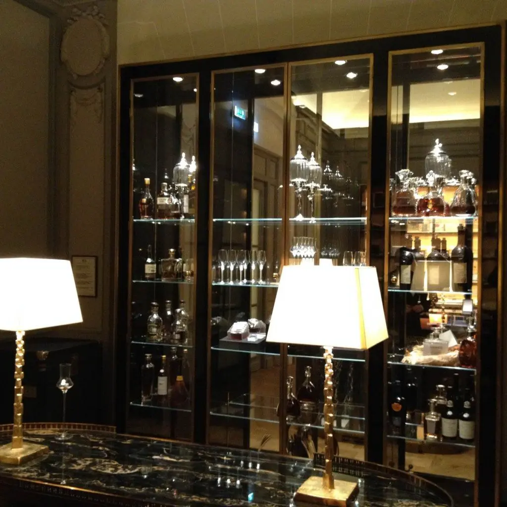 Mathieu Le Feuvrier Bar Le Peninsula