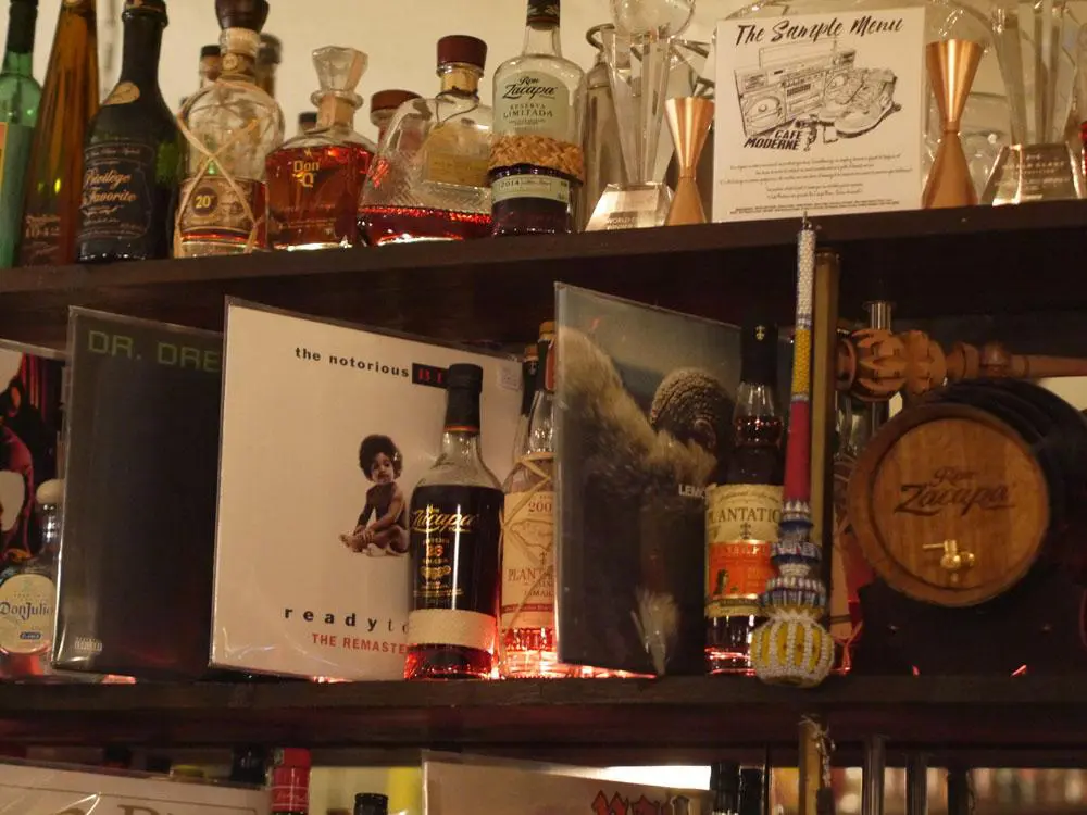 The sample Menu café Moderne