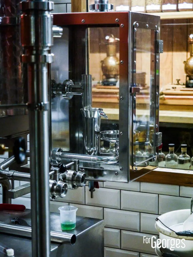 Focus Alambic Gin City of London distillery