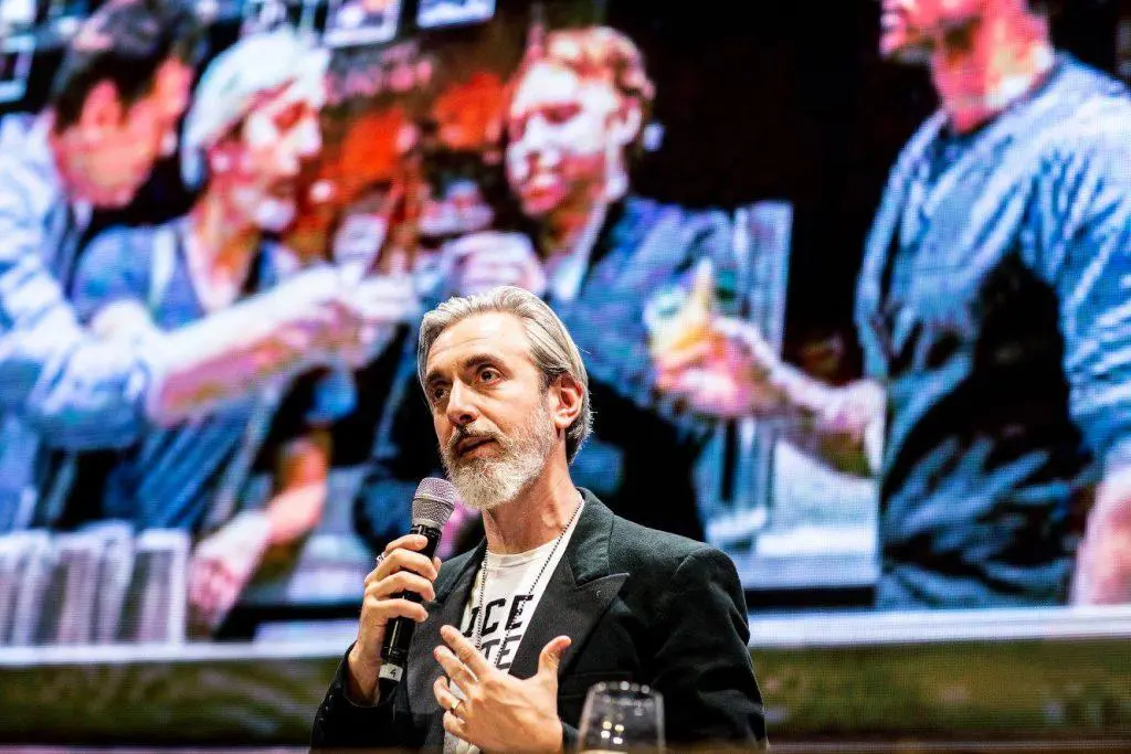 Bar Rouge Cocktails Spirits