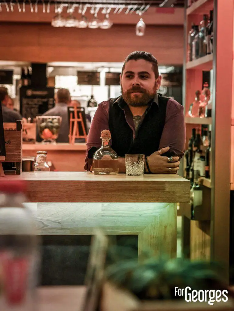 Evguéni Kharlov - La boca foodcourt