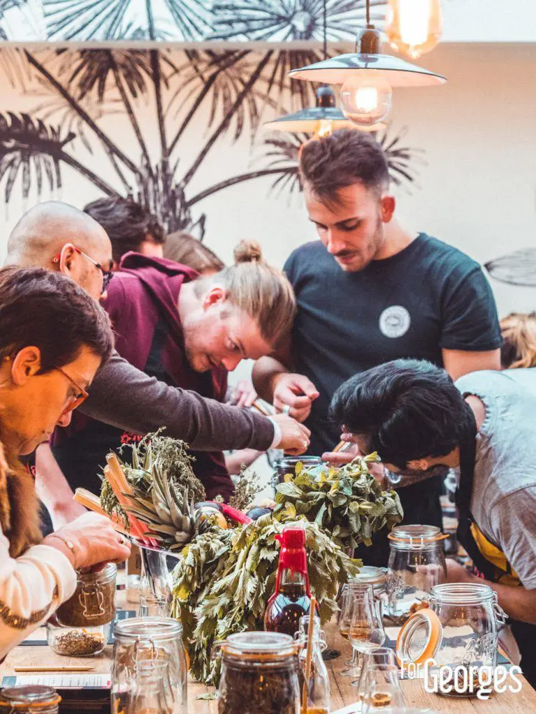 Création de bitter par des barmen