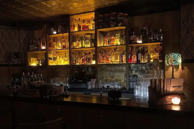 Le Moonshiner bar à cocktails Paris