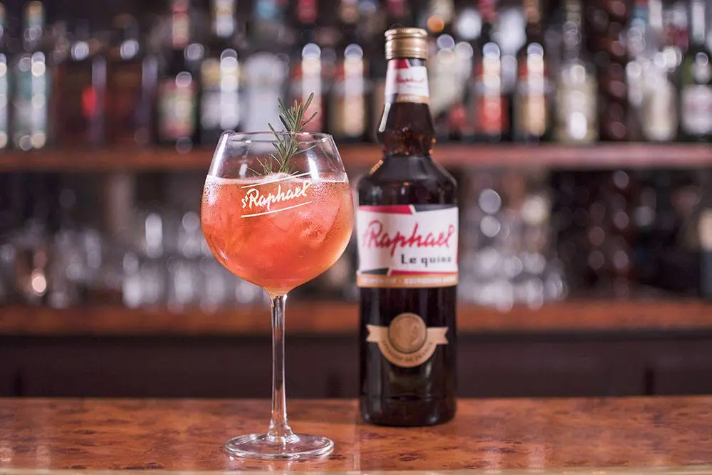 La Raphaelle cocktail à base de St Raphaël